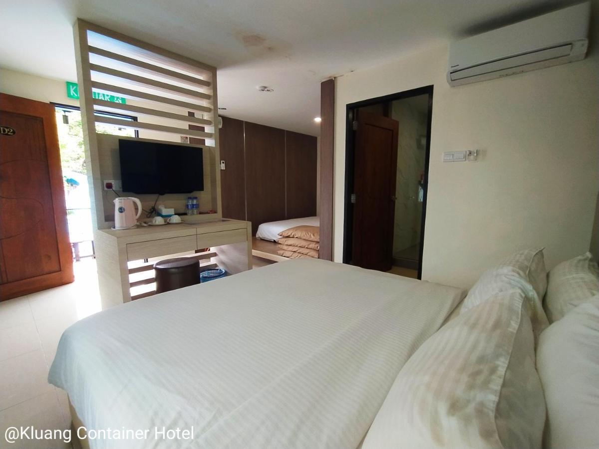 Kluang Container Swimming Pool Hotel Kültér fotó