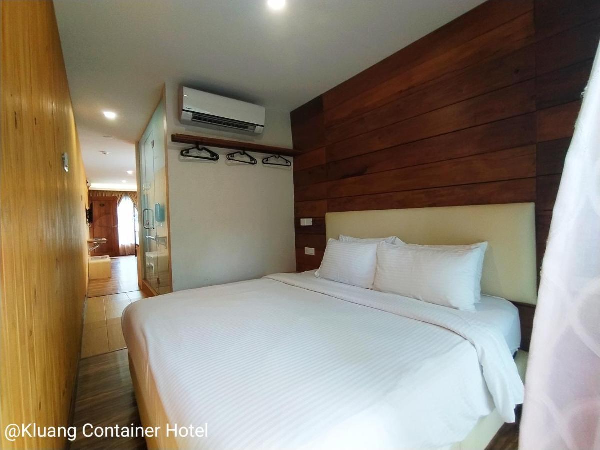 Kluang Container Swimming Pool Hotel Kültér fotó