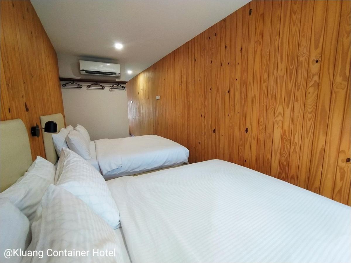 Kluang Container Swimming Pool Hotel Kültér fotó
